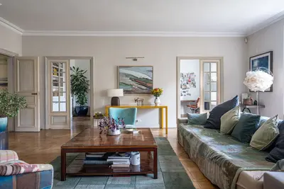Image de Parisian Elegance: 4br, 4. 5bath Chic Apartment