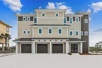Image de More Than 50% Off! Brand-New Gulf Front Beauty – 6br | 6. 5ba | Sleeps 14!
