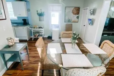 Image de Relax at Cherry Street Cottage Near the Beach