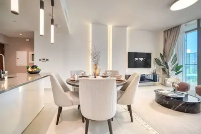 Image de Luxury 2-Br with Spectacular Views in Marina Gate