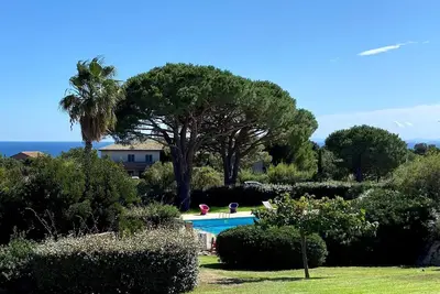 Image de Mini-villa de charme tout confort à 5 minutes de la plage de Palombaggia