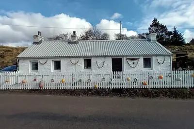 Image de The Captains - Nautical themed traditional crofters cottage