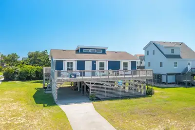 Image de Classic Nags Head beach cottage, close to the beach access!