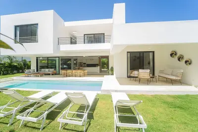 Image de Jardines de las playas 2 luxury house close the beach
