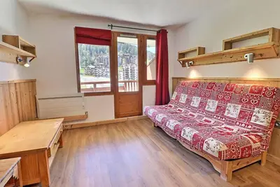 Image de À 50m des pistes de ski, 4ème étage, balcon, casier à ski, 25m², La Tania