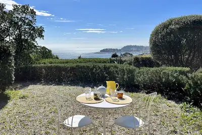 Maison 5 Chambres Cavalaire sur Mer, vue mer Panoramique