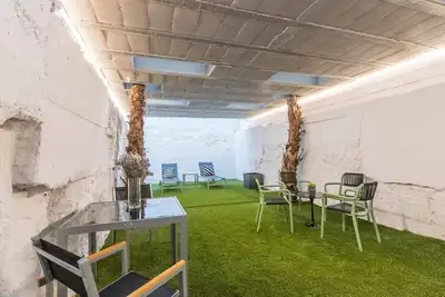 Image de Apartment Barcelona Rentals Loft industriel avec terrasse privée à Sant Gervasi