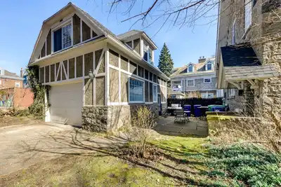 Image de Cozy Niagara Falls Cottage w/ Gas Grill + Patio!