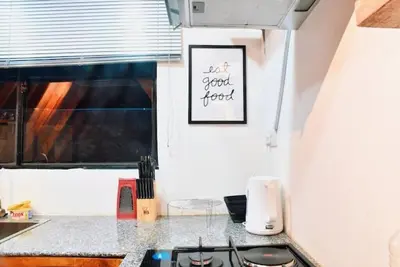 Image de A Frame Tiny Cabin with pool.
