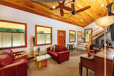 Image de Cedar Cabin near Silverwood - Private and Forested