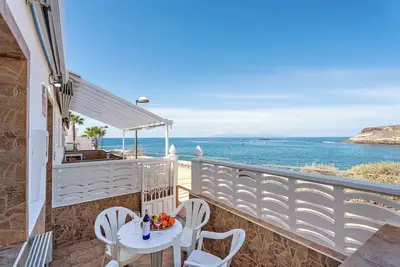 Image de Appartement de vacances 'Casa Pedro Julio Atlantic Sunset' avec vue sur la mer, terrasse et Wi-Fi