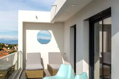 Image de Bel appartement pour 4 personnes avec climatisation, Wifi, Tv et balcon