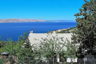 Image de Agréable appartement avec Wifi, climatisation, Tv, patio, animaux admis et parking