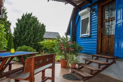 Image de Merveilleuse maison de vacances privée pour 4 personnes avec climatisation, Tv, terrasse et parking