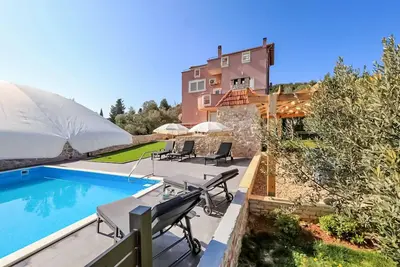 Image de Magnifique appartement à Dobropoljana