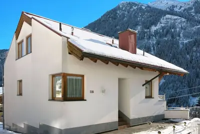 Joli appartement pour 5 personnes avec Wifi, Tv, balcon, animaux admis et parking