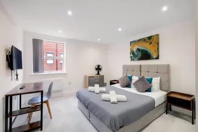 Image de 360 Gu15 Aspen Court 03 - Modern 1 bedroom Apartment 03 Town Centre Camberley