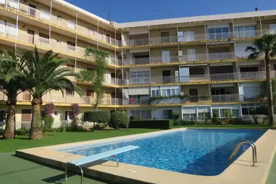 Image de Joli appartement pour 4 personnes avec piscine, Wifi, Tv, balcon et parking