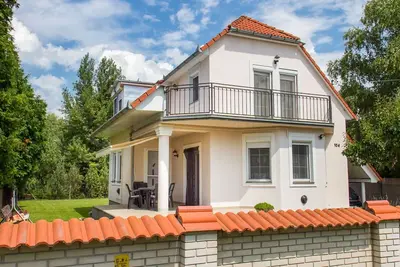 Image de Belle maison de vacances privée pour 6 personnes avec Wifi, climatisation, Tv, terrasse et parking
