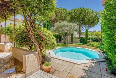 Image de Maison de vacances privée avec Wifi, climatisation, piscine privée, Tv, terrasse, parking