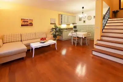 Image de Bel appartement dans une maison de vacances pour 2 personnes avec Wifi, climatisation, Tv et parking