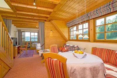 Image de Appartement 'Tannenblick' avec vue sur la montagne, terrasse partagée et Wi-Fi