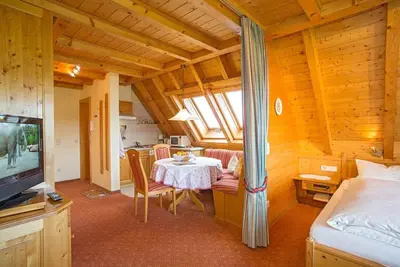 Image de Appartement 'Morgensonne' avec vue sur la montagne, terrasse partagée et Wi-Fi
