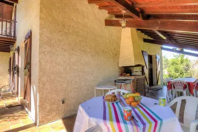 Image de Merveilleuse maison de vacances privée pour 9 personnes avec Wifi et Tv