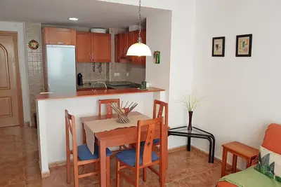 Image de Agréable appartement pour 4 personnes avec Wifi, climatisation, Tv et parking