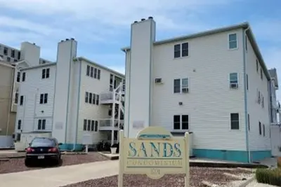 Image de 3701 Landis Avenue Unit 1b