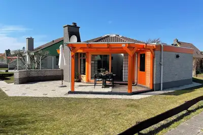 3 bedroom accommodation in Julianadorp aan Zee