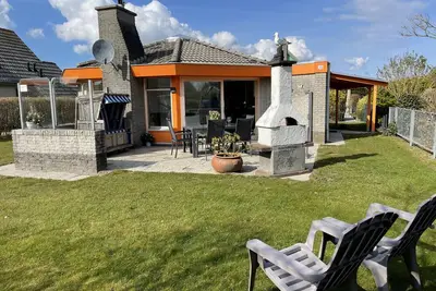 3 bedroom accommodation in Julianadorp aan Zee