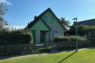 Image de 3 bedroom accommodation in Julianadorp aan Zee