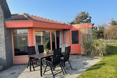 Image de 3 bedroom accommodation in Julianadorp aan Zee