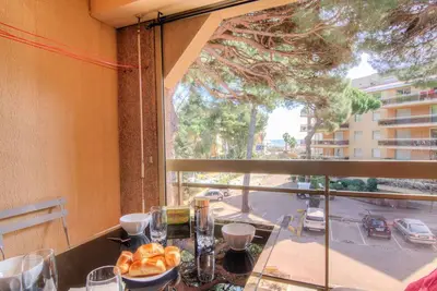 Image de Agréable appartement pour 4 personnes avec Wifi, Tv, balcon et parking