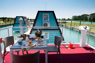 Image de Maison de vacances avec climatisation et terrasse