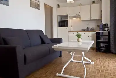 Image de Studio lumineux Ă 250m de la plage - Quartier Arago, proche commerces