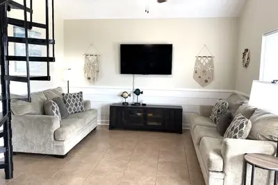 Image de Blue Water Villa A - Lemonade Escapade - Beach Access - Island Realty