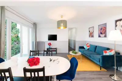 Image de Jean Lurçat * 4 Chambres - 2 Douches - Parking - 30 min de Paris