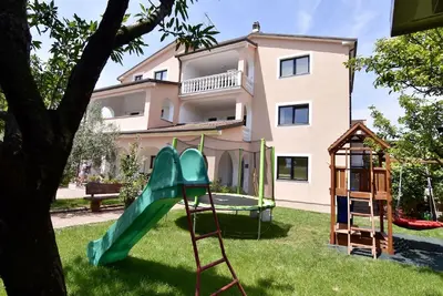 Image de Appartement de vacances Umag pour 1 - 8 personnes avec 3 chambres à coucher - Appartement de vacance