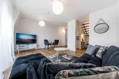 Image de Artdesign - Box Spring - Netflix - Zwischen Ma und Hd - Netflix - 8 Personen