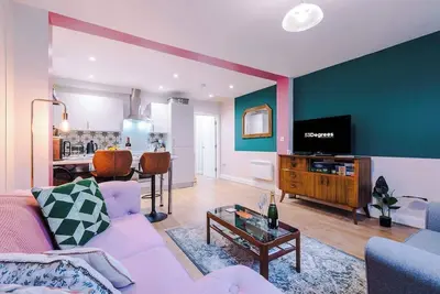 Image de Stunning City Centre Home, Perfect For Couples!