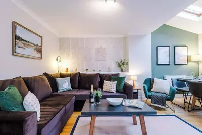 Image de New! Incredible home, perfect for groups w/parking