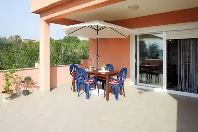Image de Agréable appartement pour 6 personnes avec Wifi, climatisation, Tv, terrasse et parking