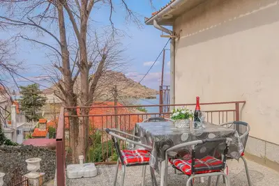 Image de Confortable appartement pour 4 personnes avec climatisation, Wifi, Tv, terrasse et parking