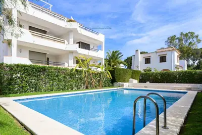 Image de Confortable appartement pour 4 personnes avec piscine, Wifi, Tv, terrasse et parking