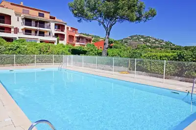 Image de Confortable appartement pour 4 personnes avec Wifi, piscine, Tv, terrasse et parking