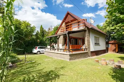 Image de Belle maison de vacances privée pour 10 personnes avec Tv, terrasse et parking