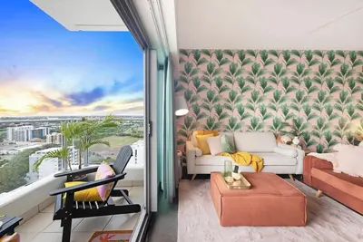 Image de Palm Springs Glamour A Tropical Darwin Escape
