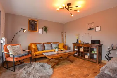 Magnifique maison de vacances privée avec Wifi, Tv, terrasse, animaux admis et parking